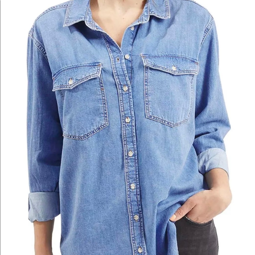 TOPSHOP MOTO OVERSIZED JEAN BUTTON DOWN